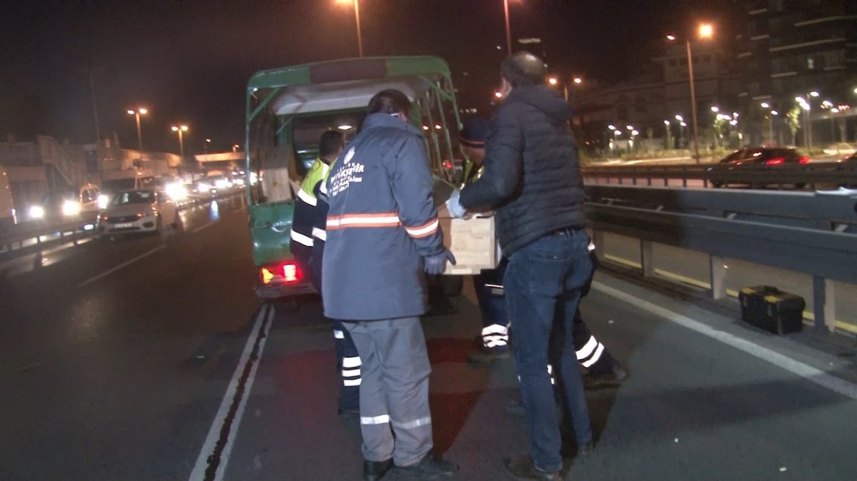 İstanbul'da ticari taksinin çarptığı yaya hayatını kaybetti