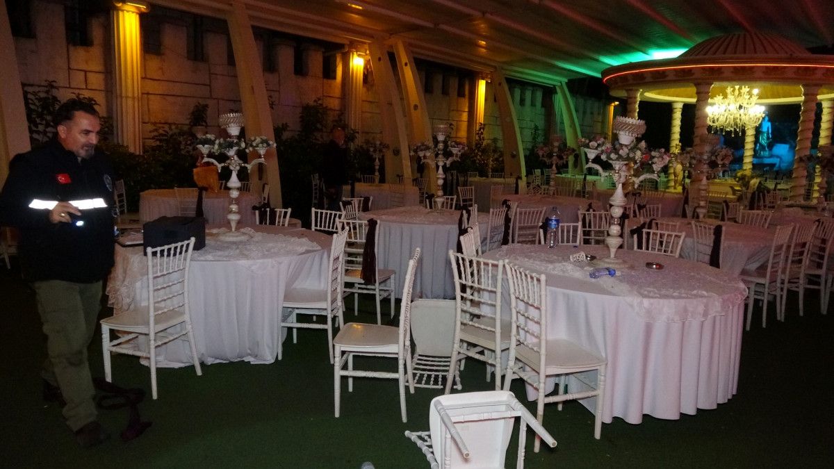 İzmir'de düğünde akraba kavgası kanlı bitti: 1 ölü 5 yaralı