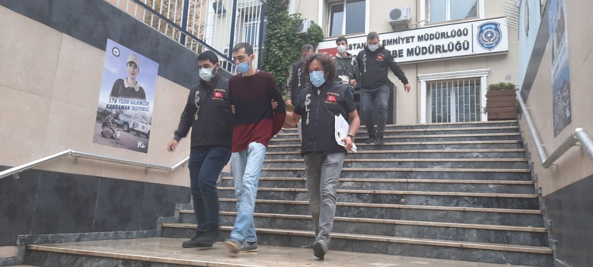 Küçükçekmece'deki ağabey, kardeşiyle arkadaş olan evsizi öldürdü