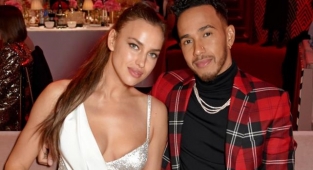 Lewis Hamilton en çok kazananlar listesine adını yazdırmayı başardı