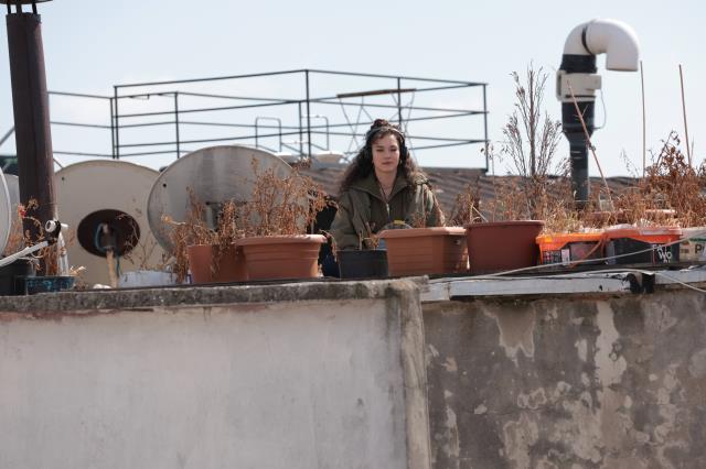 Masumlar Apartmanı'nın 41. bölümünden 2. fragman yayınlandı! Gülben, isteme anında altına kaçırıyor