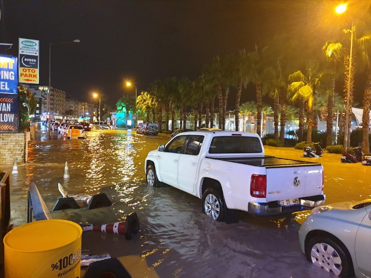 Meteoroloji sel ve dolu için uyardı