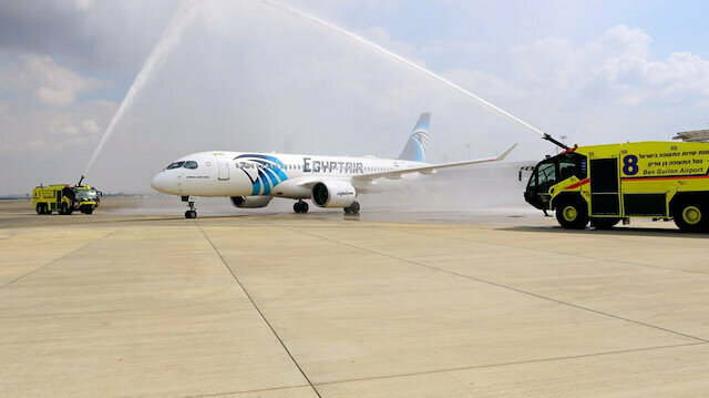 Mısır Hava Yolları&#039;ndan İsrail&#039;e ilk uçuş