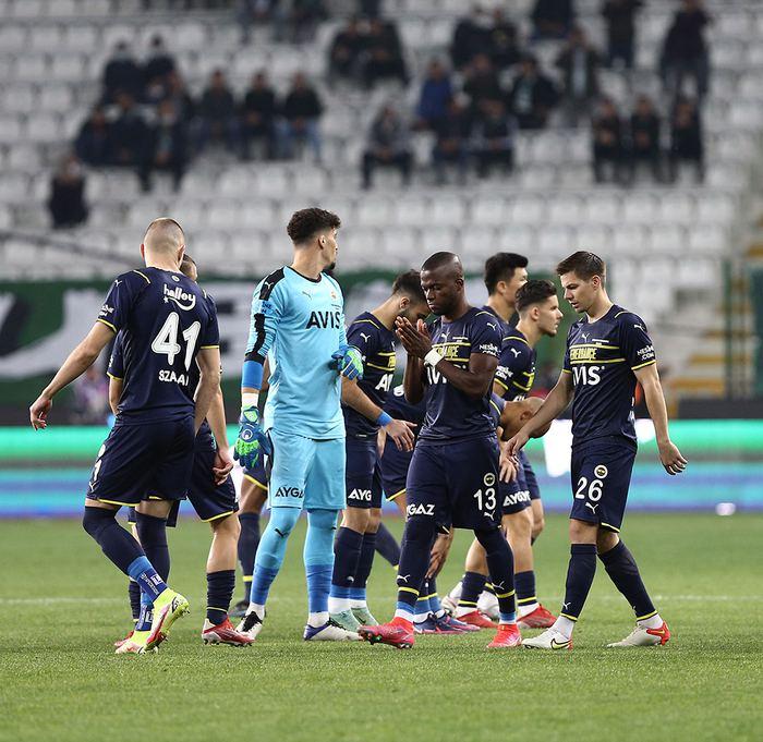 "Pereira ile olmaz" Fanatik yazarları Konyaspor - Fenerbahçe maçını değerlendirdi...