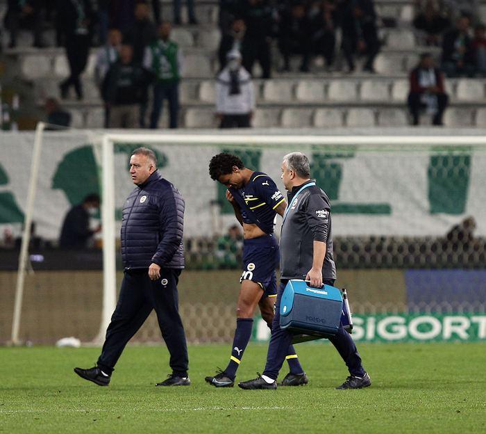 "Pereira ile olmaz" Fanatik yazarları Konyaspor - Fenerbahçe maçını değerlendirdi...