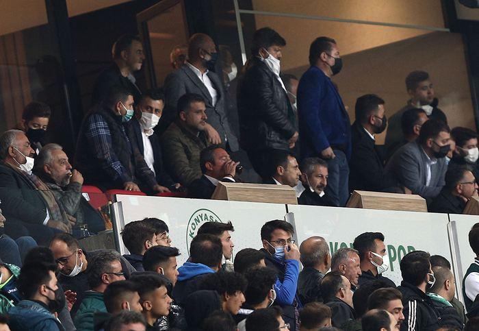 "Pereira ile olmaz" Fanatik yazarları Konyaspor - Fenerbahçe maçını değerlendirdi...