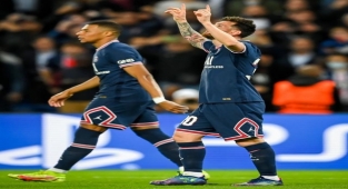 PSG'nin Starları Mbappe ve Messi rakibin fişini çekti