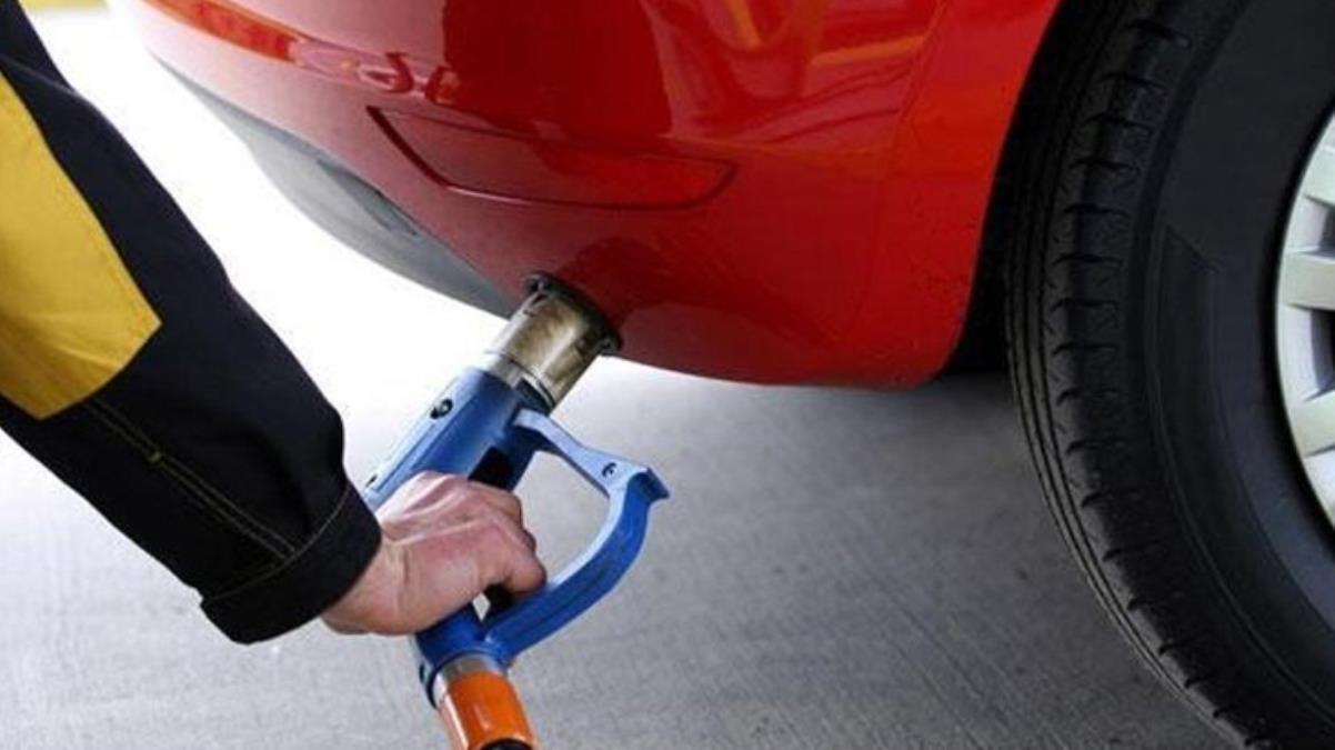 Son dakika: Araç sahiplerine kötü haber! LPG oto gaza 71 kuruş zam geldi