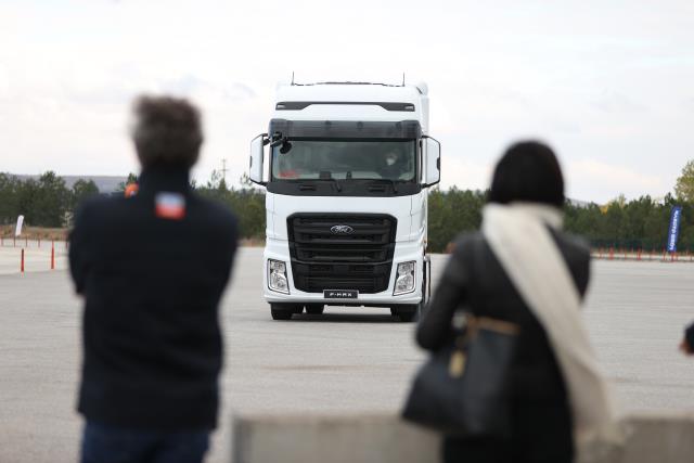 Son dakika haberi... Bakan Varank, Türkiye'nin ilk yerli ve milli şanzımanını tanıttı Açıklaması