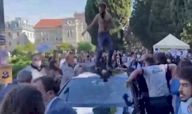 Boğaziçi Üniversitesi'nde 10 kişi gözaltına alındı