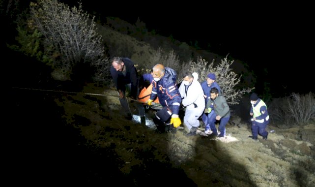 Gümüşhane'de araç uçuruma yuvarlandı: 2 ölü, 1 yaralı