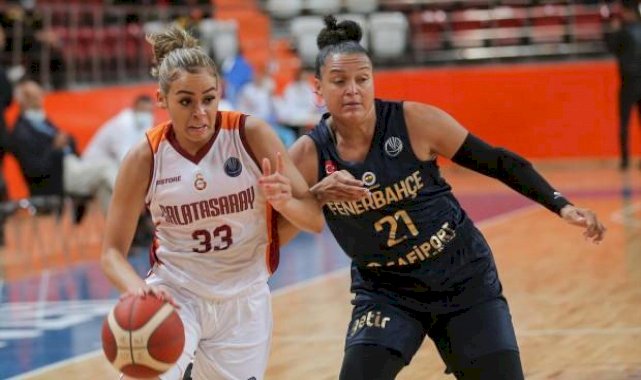 Türk derbisinde Fenerbahçe, Galatasaray'ı farklı yendi!