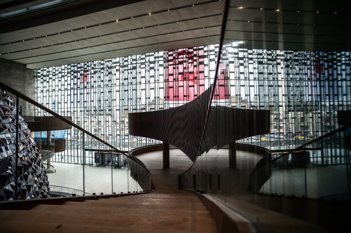 Taksim'deki AKM'nin, açılışa yakın son hali görüntülendi
