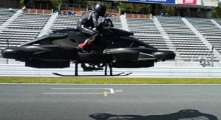 Uçan Motosiklet Satışta!