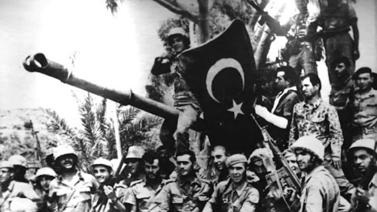 Vakanüvis, ABD'den Türkiye'ye yapılan silah ambargolarının tarihini yazdı