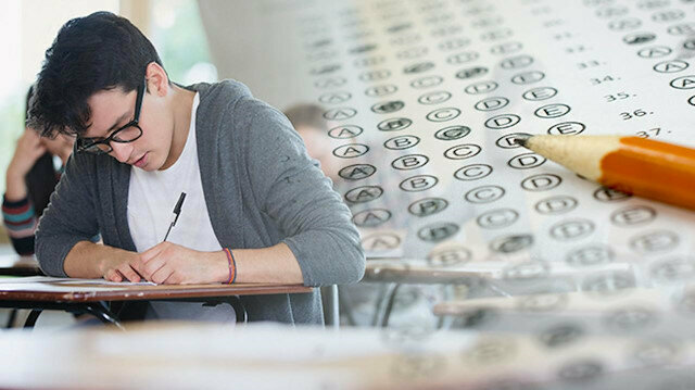 YÖK&#039;den mezuniyet ile ilgili açıklama: Ek sınav hakkı tanınacak