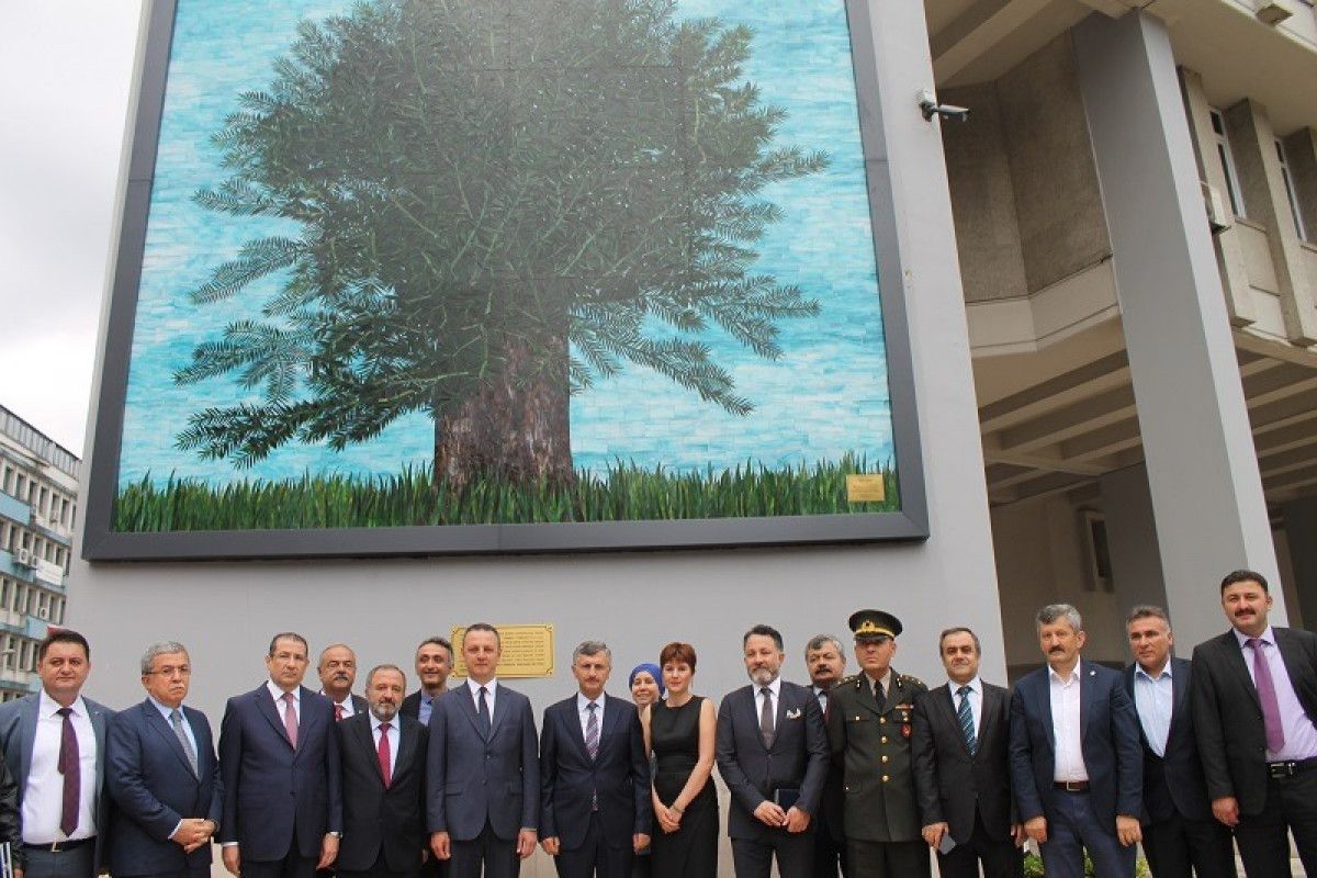 Zonguldak'ta Gençliğe Hitabe levhası ile mazgal kapatılmasına inceleme