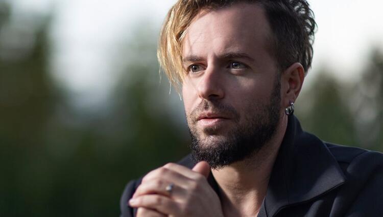 25 yıl evvel aynı karede artık aynı sette