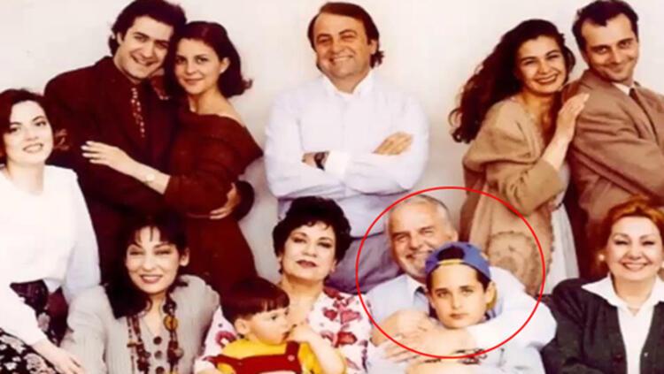 25 yıl evvel aynı karede artık aynı sette