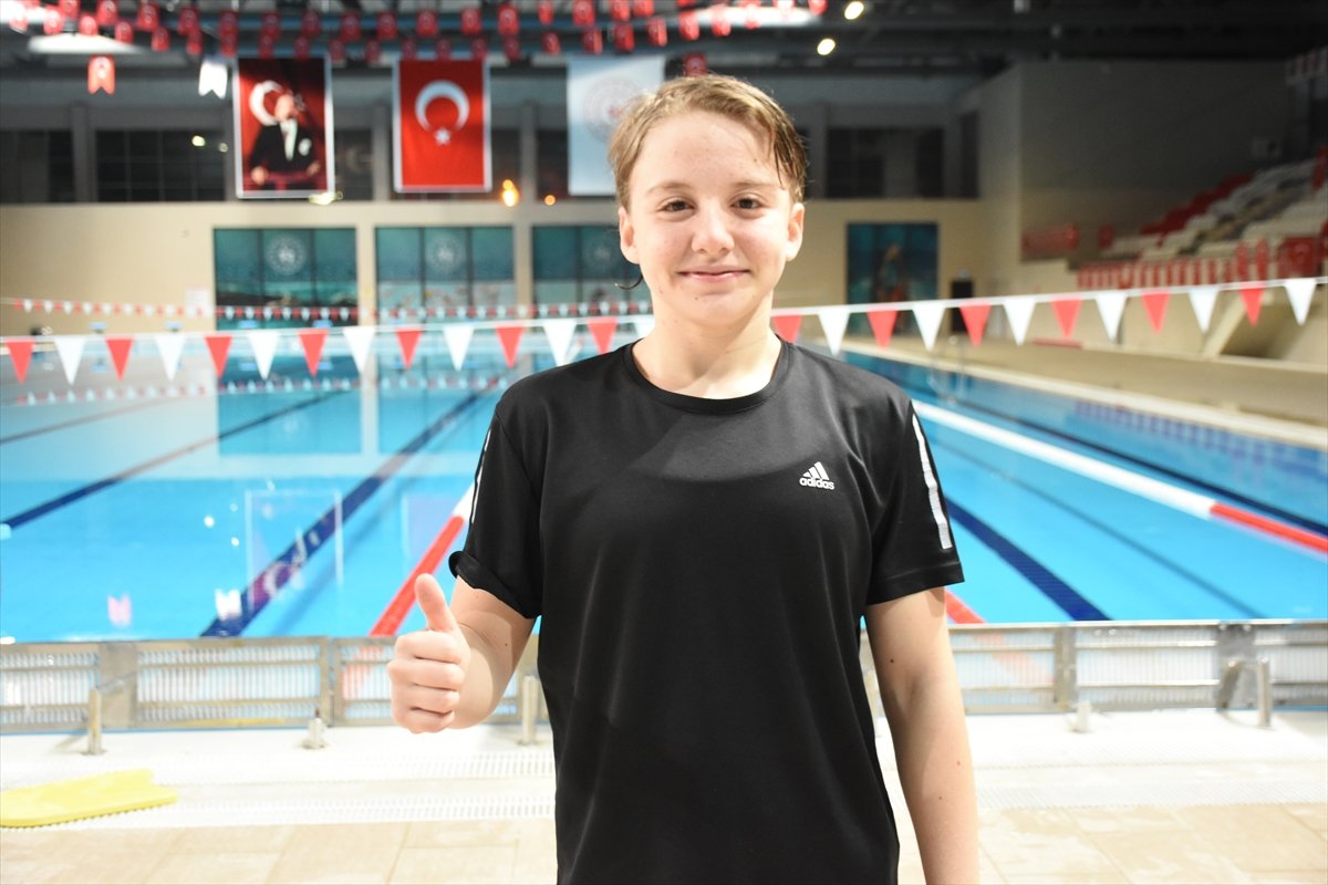 70 madalyalı milli yüzücü Tuna Erdoğan'ın hedefi Dünya Şampiyonluğu