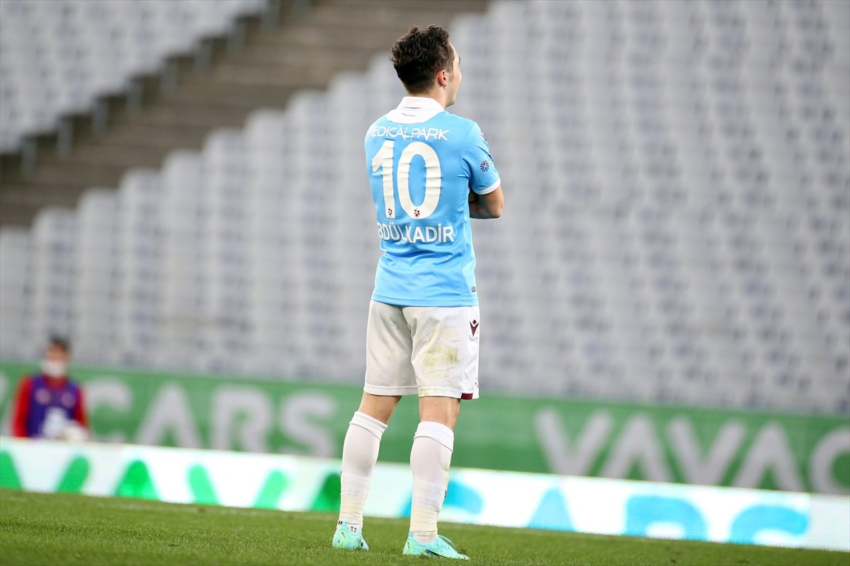 Abdulkadir Ömür performansıyla göz dolduruyor