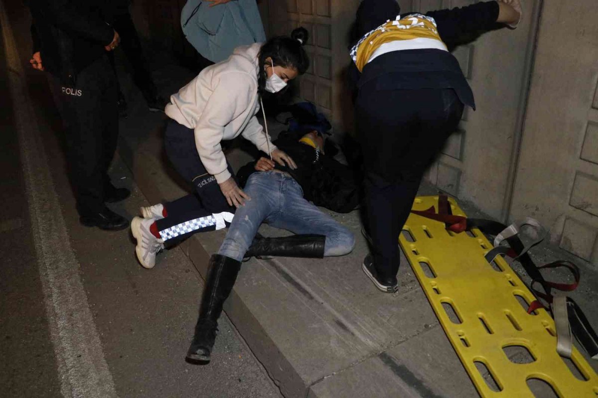 Adana'da sevgilisi tarafından terk edilen genç kız 6 metreden alt geçide atladı