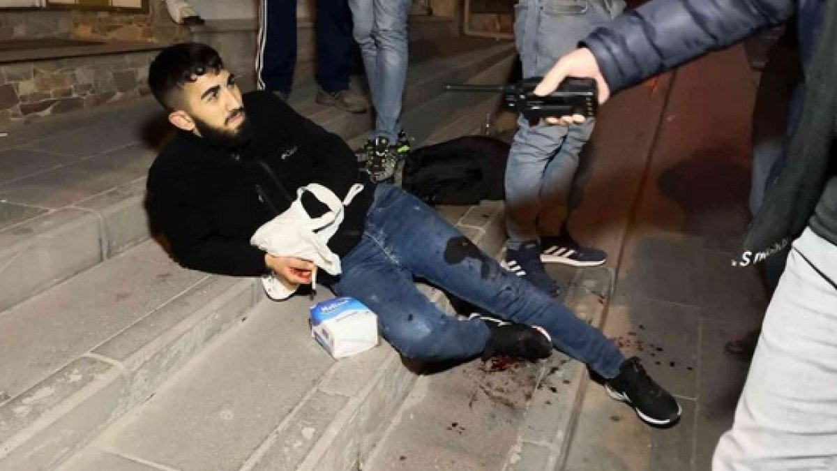 Aksaray'da 4 yerinden bıçaklanan genç: Dikişten korkarım, ölmek istiyorum