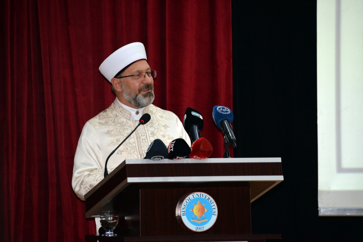 Ali Erbaş: 7 kıtada İslam medeniyetinin çok güçlü izleri vardır