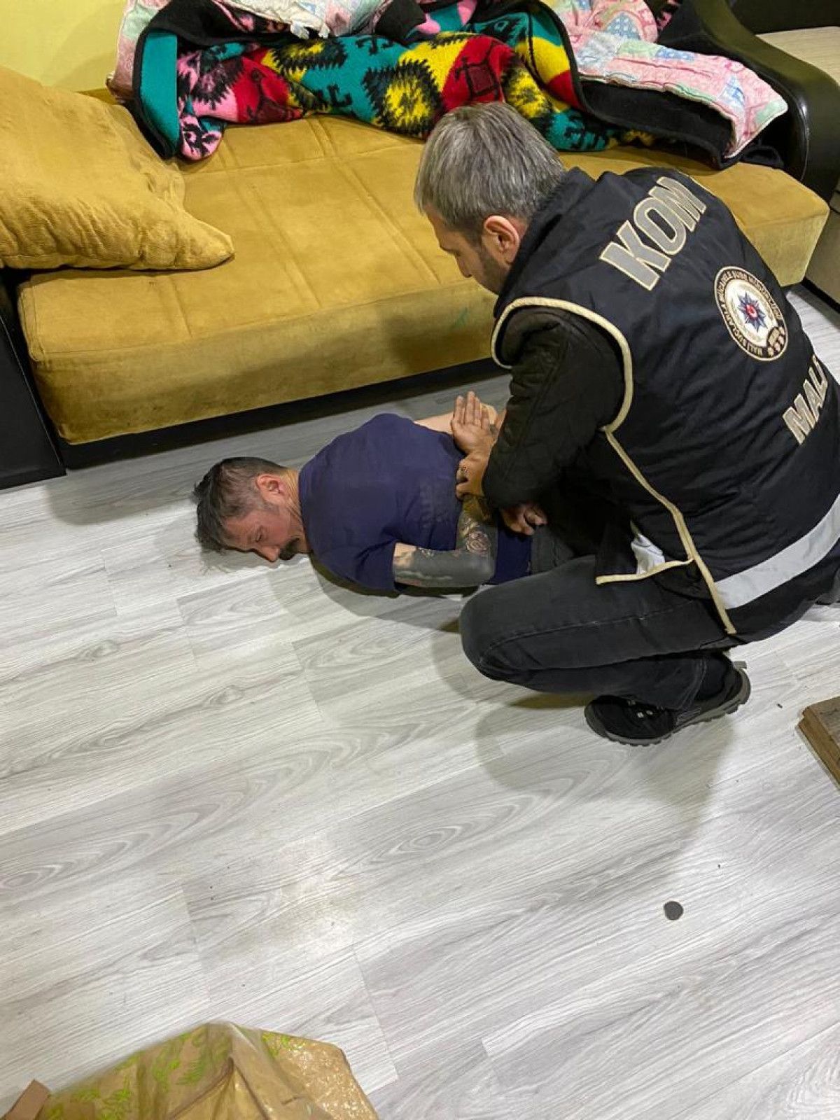 Ankara'daki villada sahte para basan 3 kişi tutuklandı