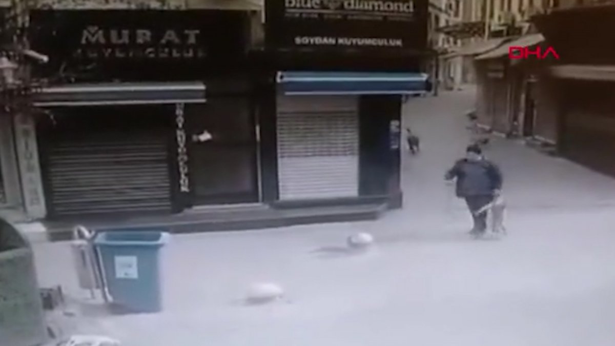 Balıkesir’de, sokak hayvanlarına işkence eden şahıs durdurulamıyor