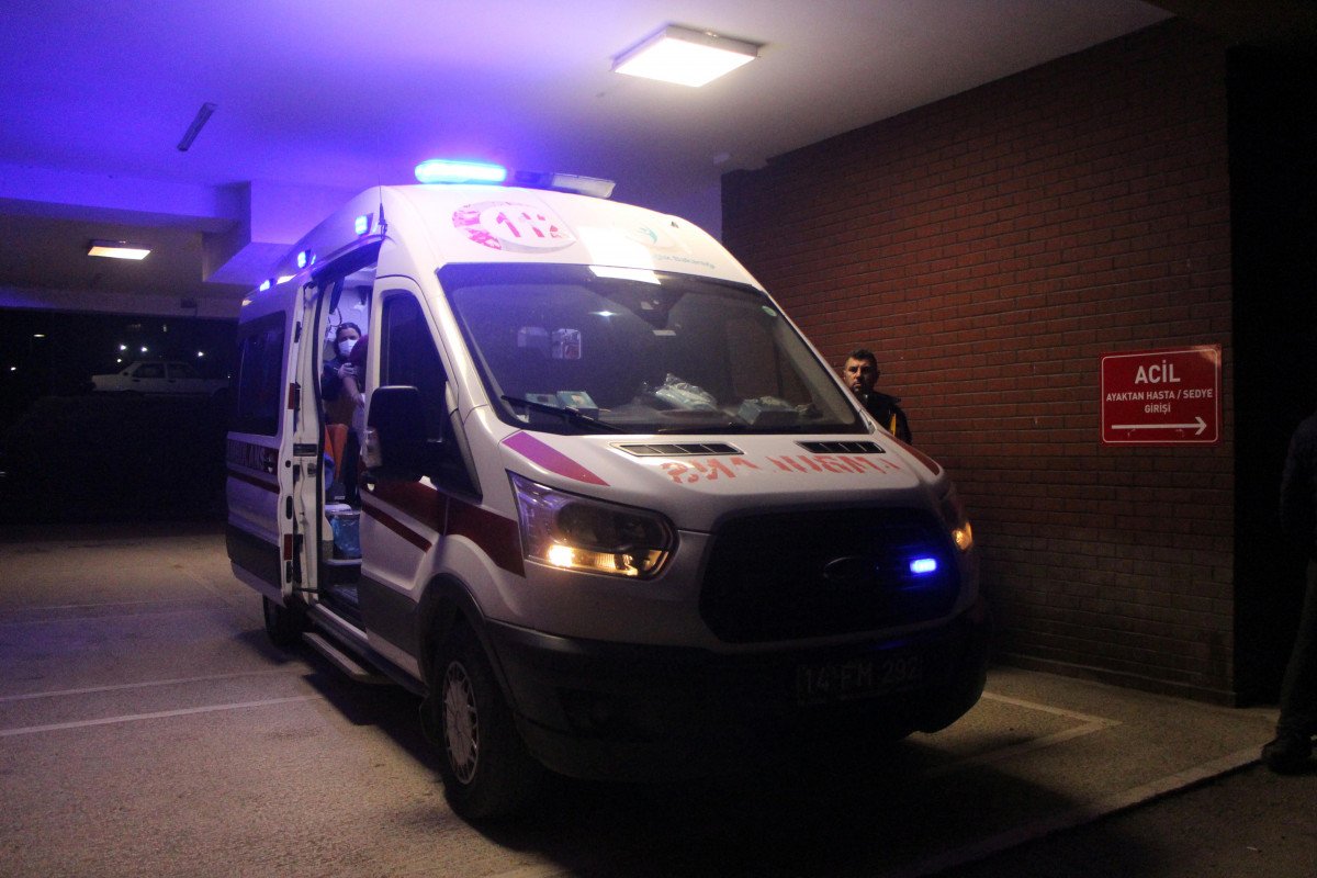 Bolu'da 5 yıldızlı otelde kalan 60 kolej öğrencisi yedikleri yemekten sonra hastanelik oldu