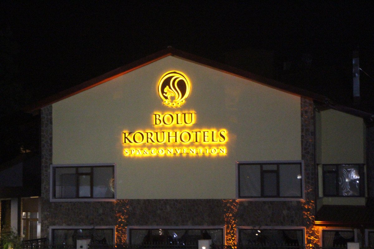 Bolu'da 5 yıldızlı otelde kalan 60 kolej öğrencisi yedikleri yemekten sonra hastanelik oldu