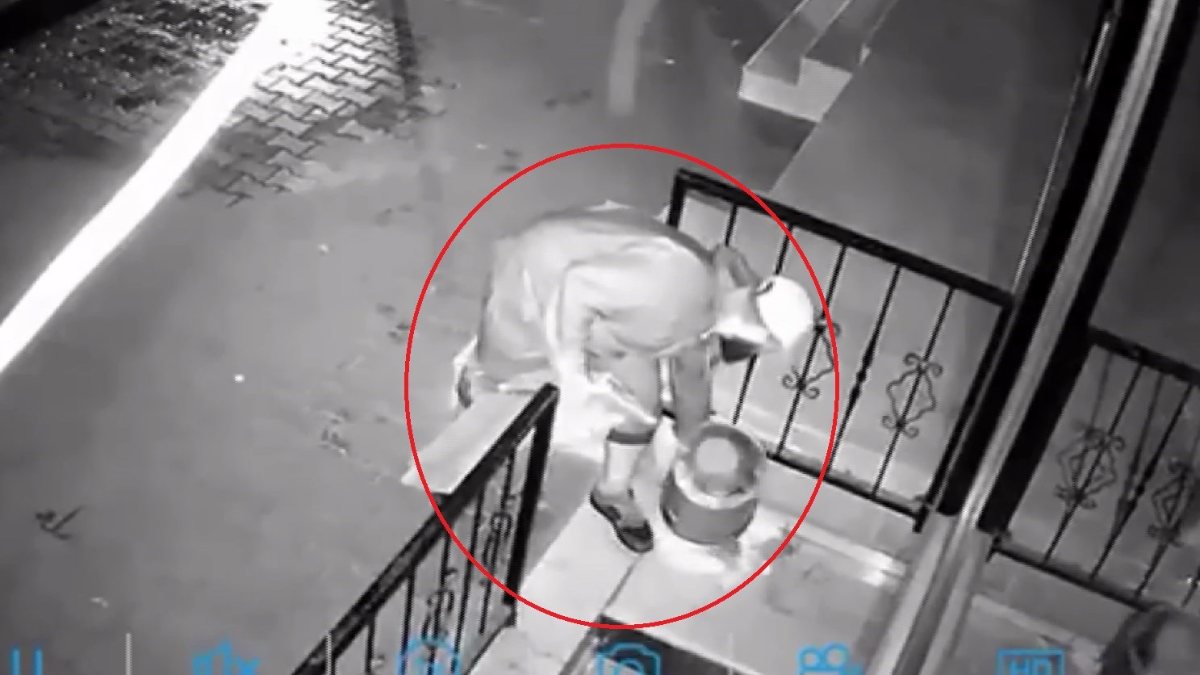 Bursa’da çöp kovası hırsızlığı yaşandı