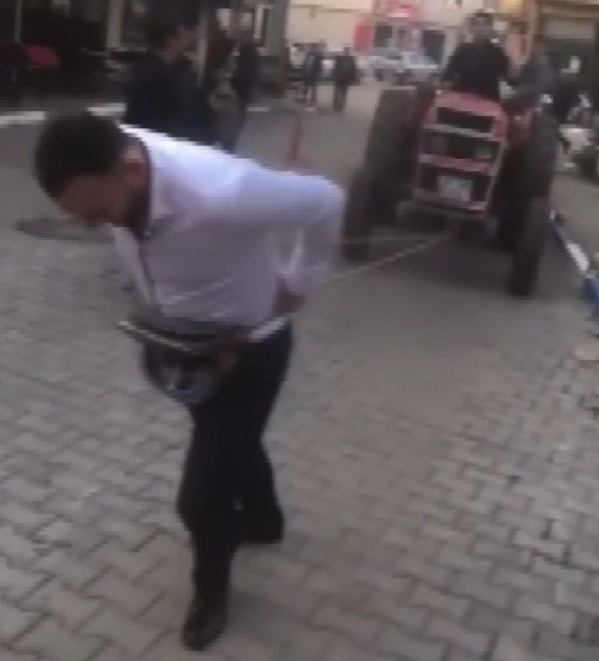 Bursa’da damatlara yapılan eziyetler kamerada