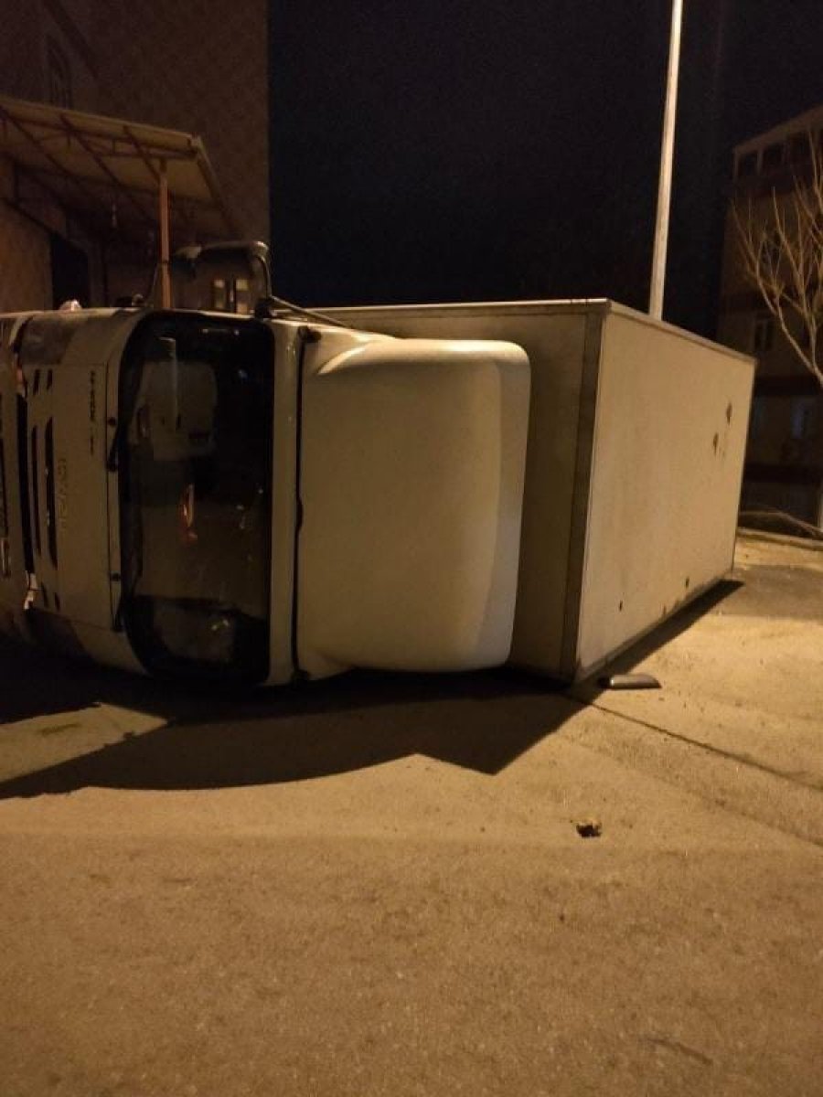 Bursa'da lodos hayatı felç etti