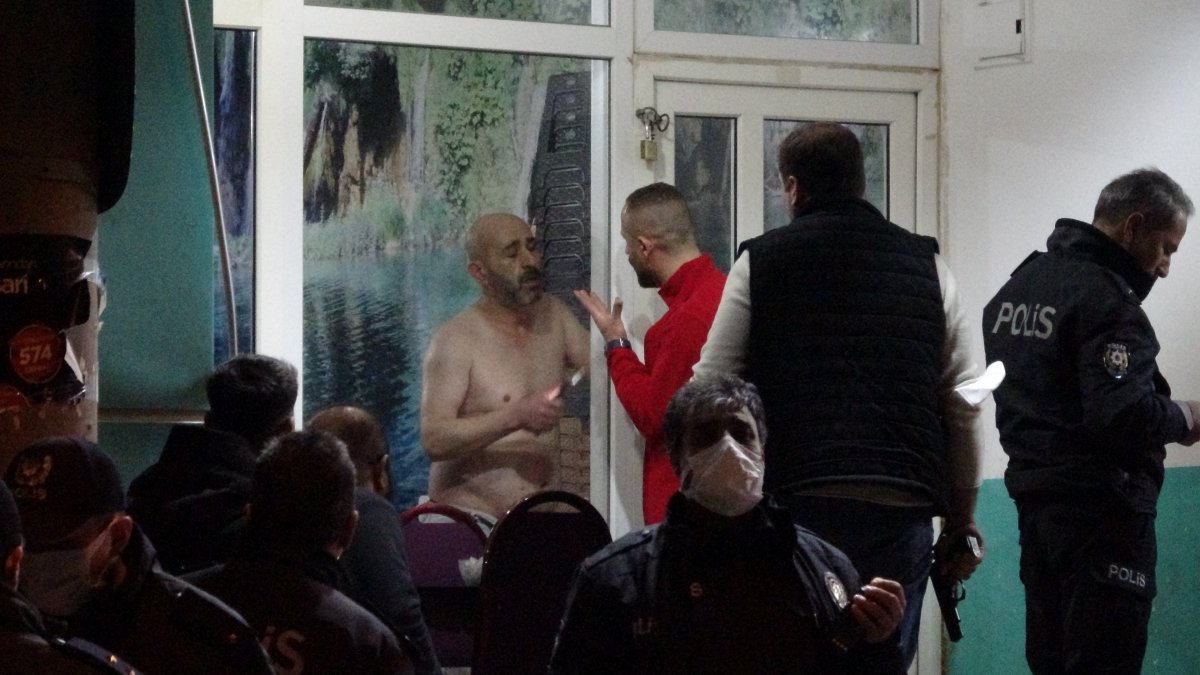 Bursa'da polisten kaçan şüpheli, 9 kişiyi rehin aldı