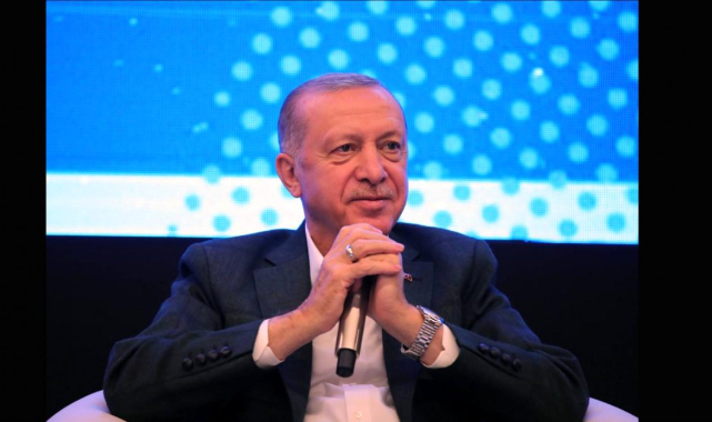 Cumhurbaşkanı Erdoğan, Çanakkale'de gençlerle bir araya geldi