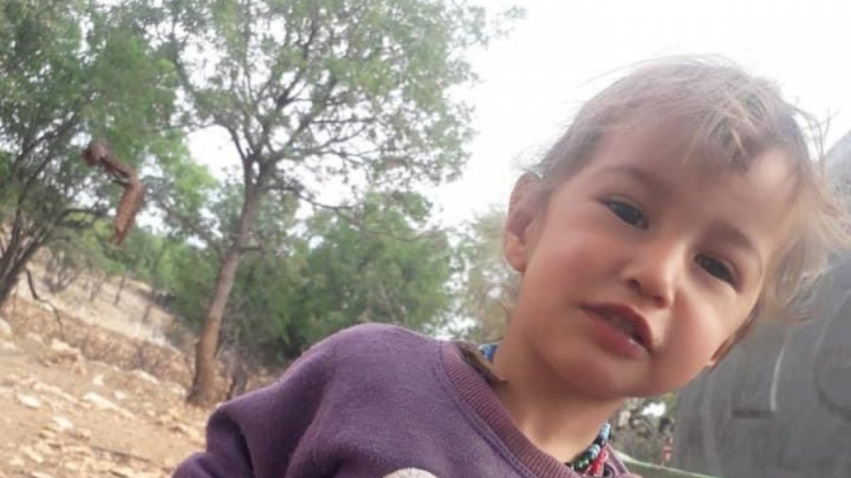 Demet Akalın&#039;dan minik Müslüme&#039;nin ölümü sonrası &#039;katil&#039; tepkisi