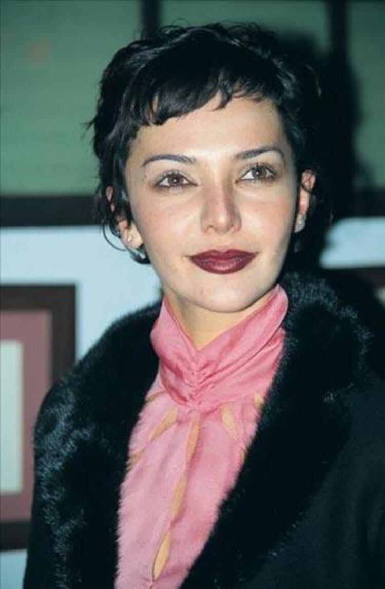 Demet Özdemir'den iddialara yanıt: Bugün estetiği fazla kaçırdım