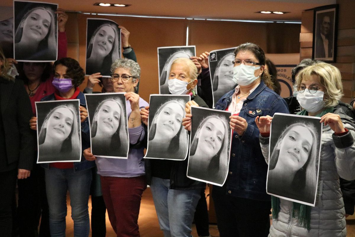 Denizli Kadın Platformu, Şebnem Şirin için basın toplantısı düzenledi