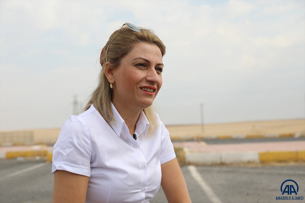 Diyarbakır'da ‘eve git bulaşık yıka’ diyenlere aldırmadı, otobüs şoförü oldu