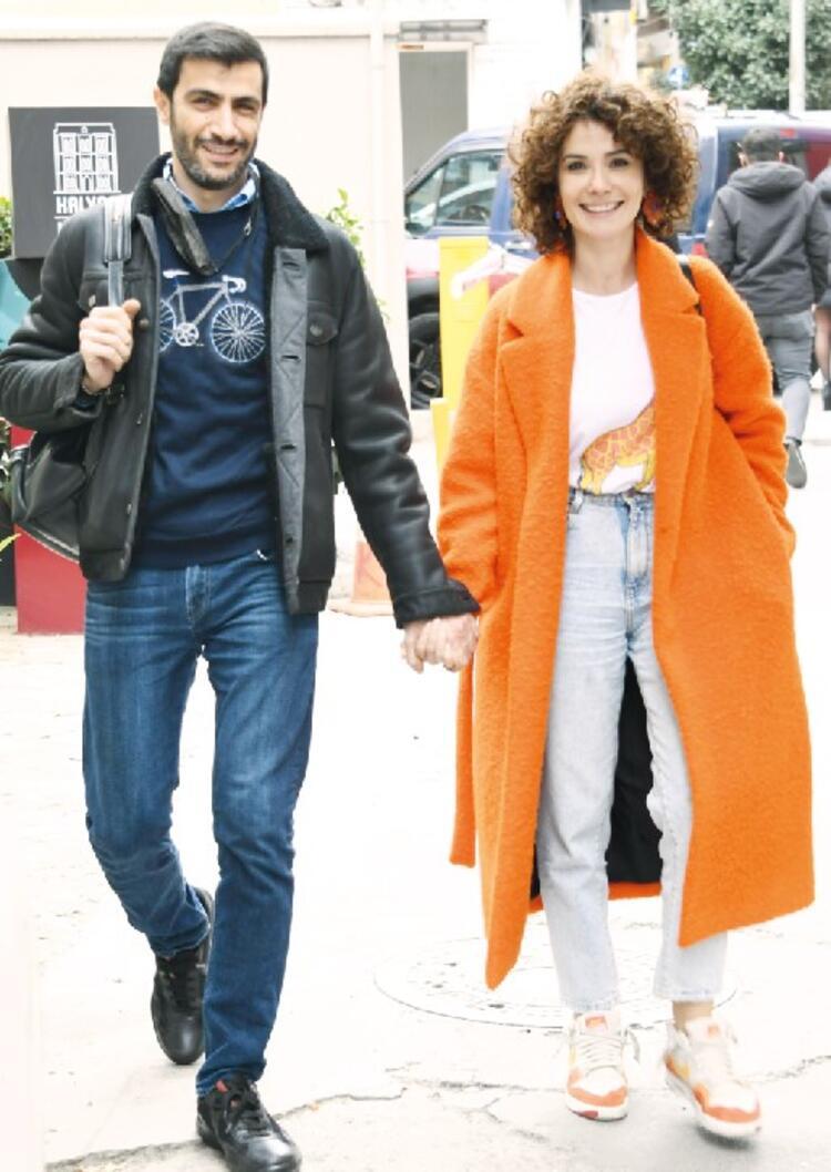 Doğuma az kaldı... Bebeğin ismi ne olacak?