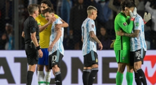 Dünya Kupası Güney Amerika Elemeleri'ne 5 maçla devam edildi