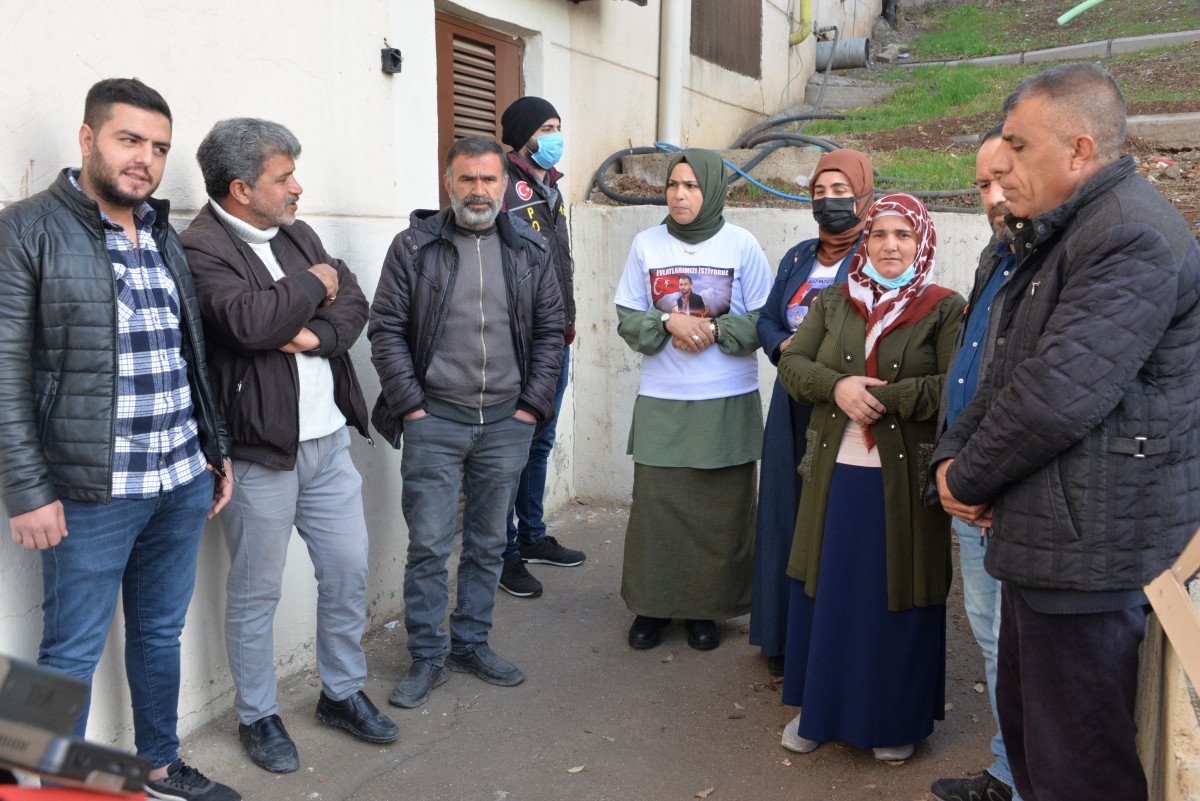 Evlat nöbetini sürdüren aileler: Ön kapı Meclis, arka kapı Kandil kapısı
