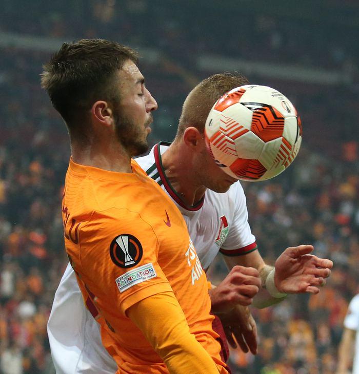 Fanatik yazarları Galatasaray'ın Lokomotiv Moskova beraberliğini yazdı!