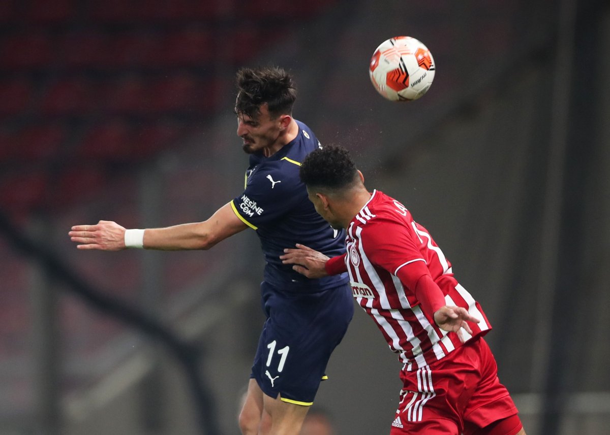 Fenerbahçe, Olympiakos'a deplasmanda mağlup oldu