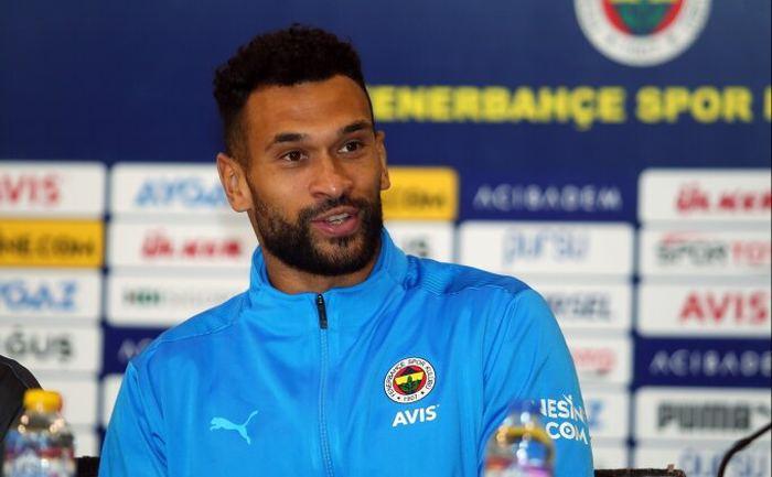 Fenerbahçe'de yeni transferler tutmadı!