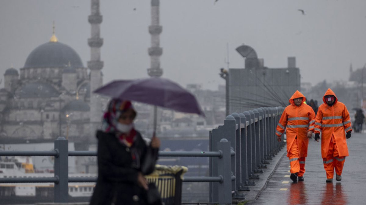 Fırtına yarın yurdu terk edecek, doğu bölgelerde kar yağışı görülecek