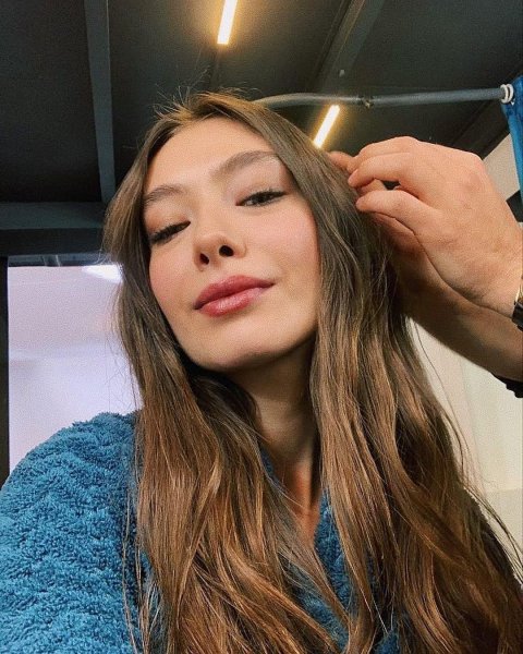 Fransızların konuştuğu Neslihan Atagül'ün en beğenilen kareleri