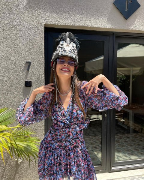 Fransızların konuştuğu Neslihan Atagül'ün en beğenilen kareleri